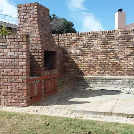Cosy Stone Cottage Stilbaai Exterior photo